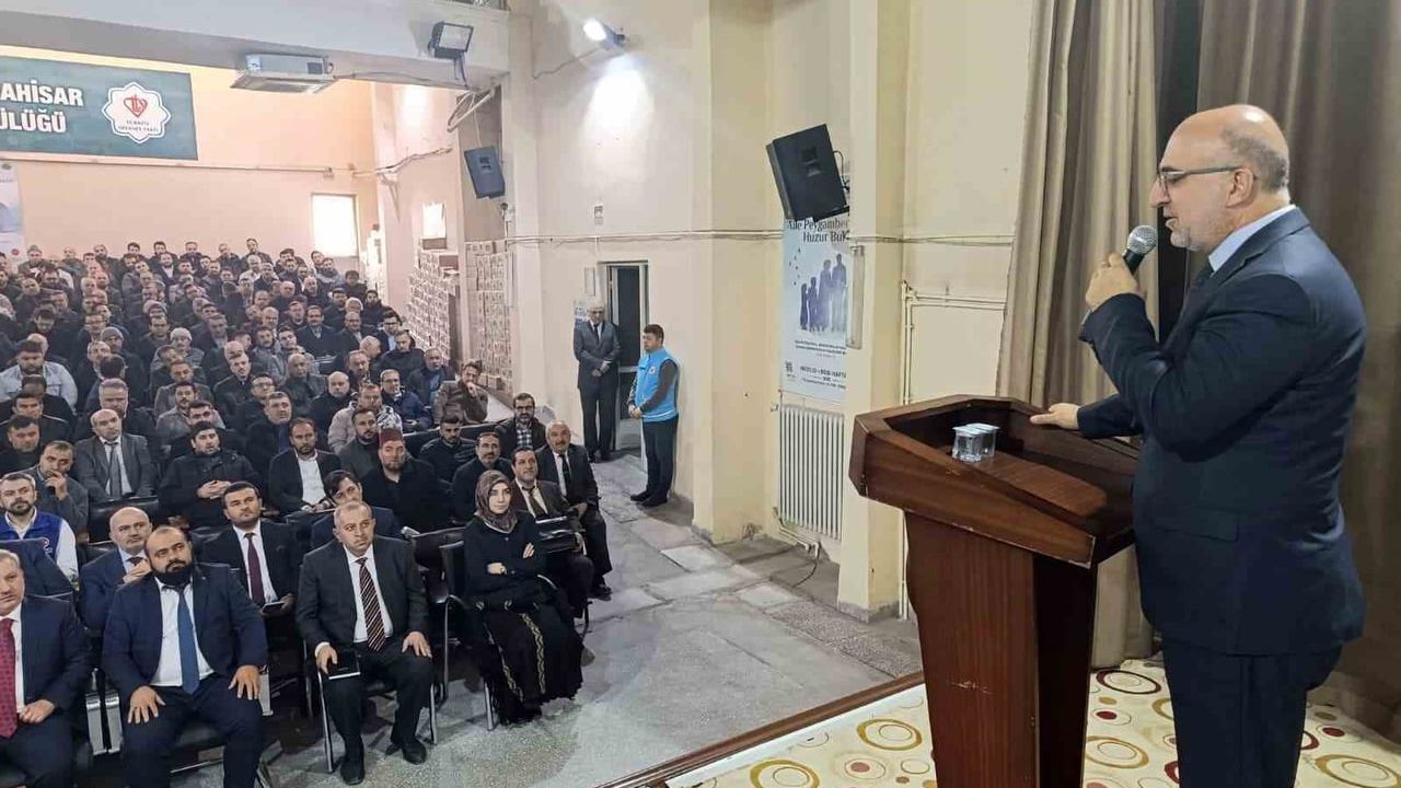 Lütfü İmamoğlu: Kurban ibadeti kişilik oluşumu ve şiddet eğilimini azaltmada önemli rol oynuyor