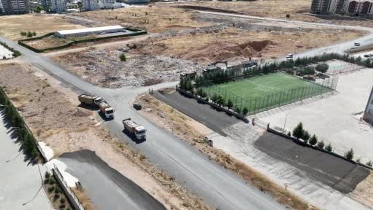 Malatya'da 35 bin kamyon moloz taşındı; enkaz alanı yeşil alana dönüştürülecek