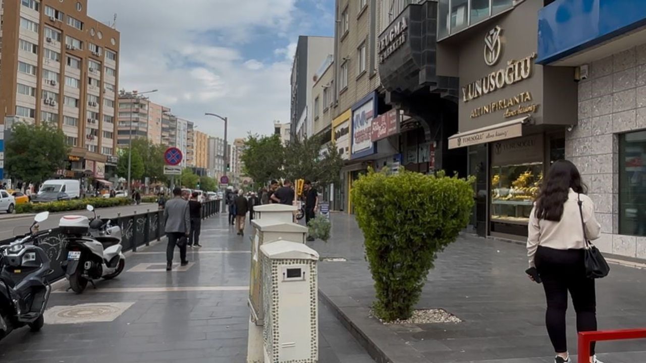 Malatya'nın Battalgazi'deki 5.6 büyüklüğündeki deprem Gaziantep'te de hissedildi