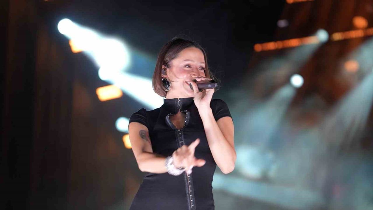 Maltepe 19 Mayıs’ı meşaleli yürüyüş ve konserlerle kutladı