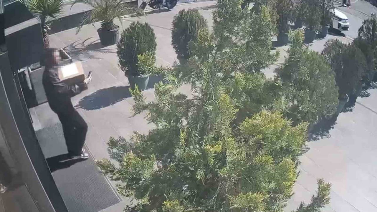 Maltepe'de kargoyla gelen 5 bin 400 gram marihuana ele geçirildi: 2 şüpheli tutuklandı