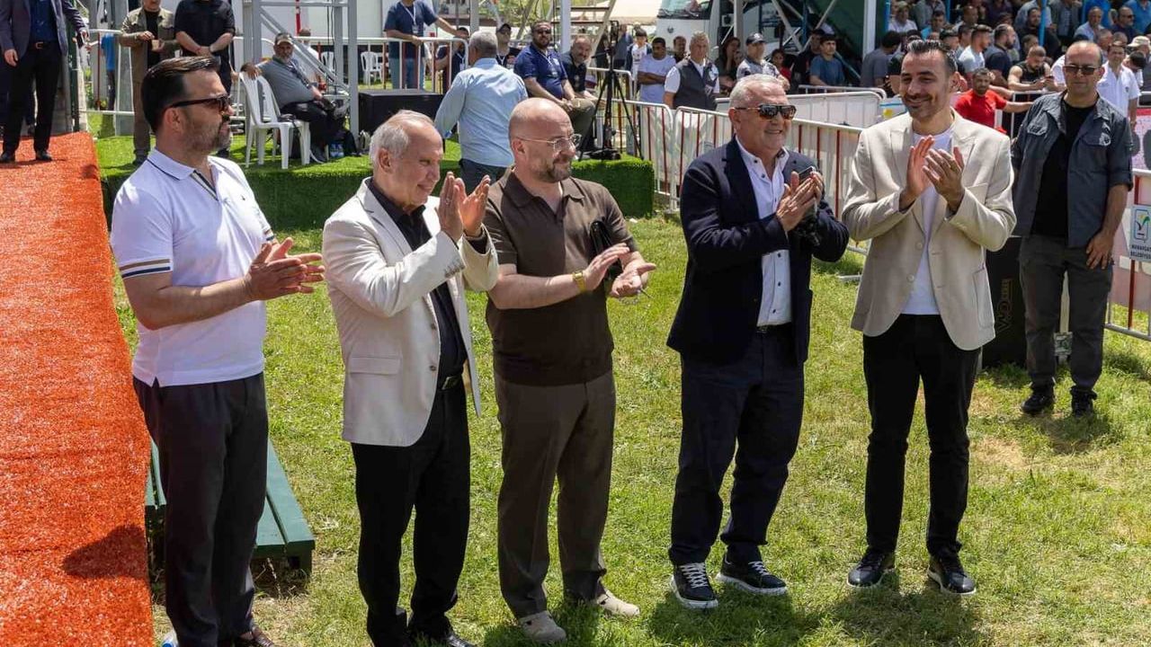 Manavgat'ta CW Enerji Türkiye Yağlı Güreş Ligi 13. Etabı İkinci Gününü Tamamladı