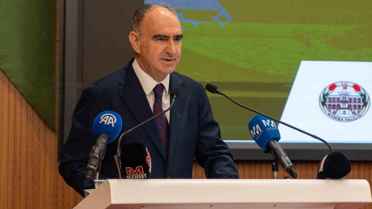 Manisa'da 'Asırlık Ağaçtan Sofraya Zeytin Yağı Çalıştayı' sektörün sorunları ve ihracat stratejilerini ele aldı