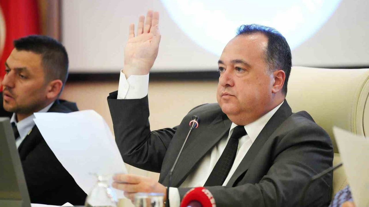 Manisa'da su faturalarına ortalama %15 indirim müjdesi: Başkan Besim Dutlulu açıkladı