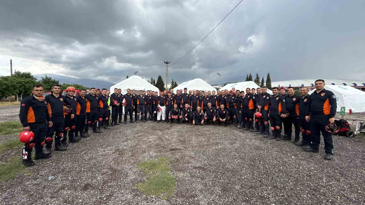 Manisa İtfaiyesi, AFAD Koordinasyonlu Arama-Kurtarma Akreditasyon Sınavını Geçti