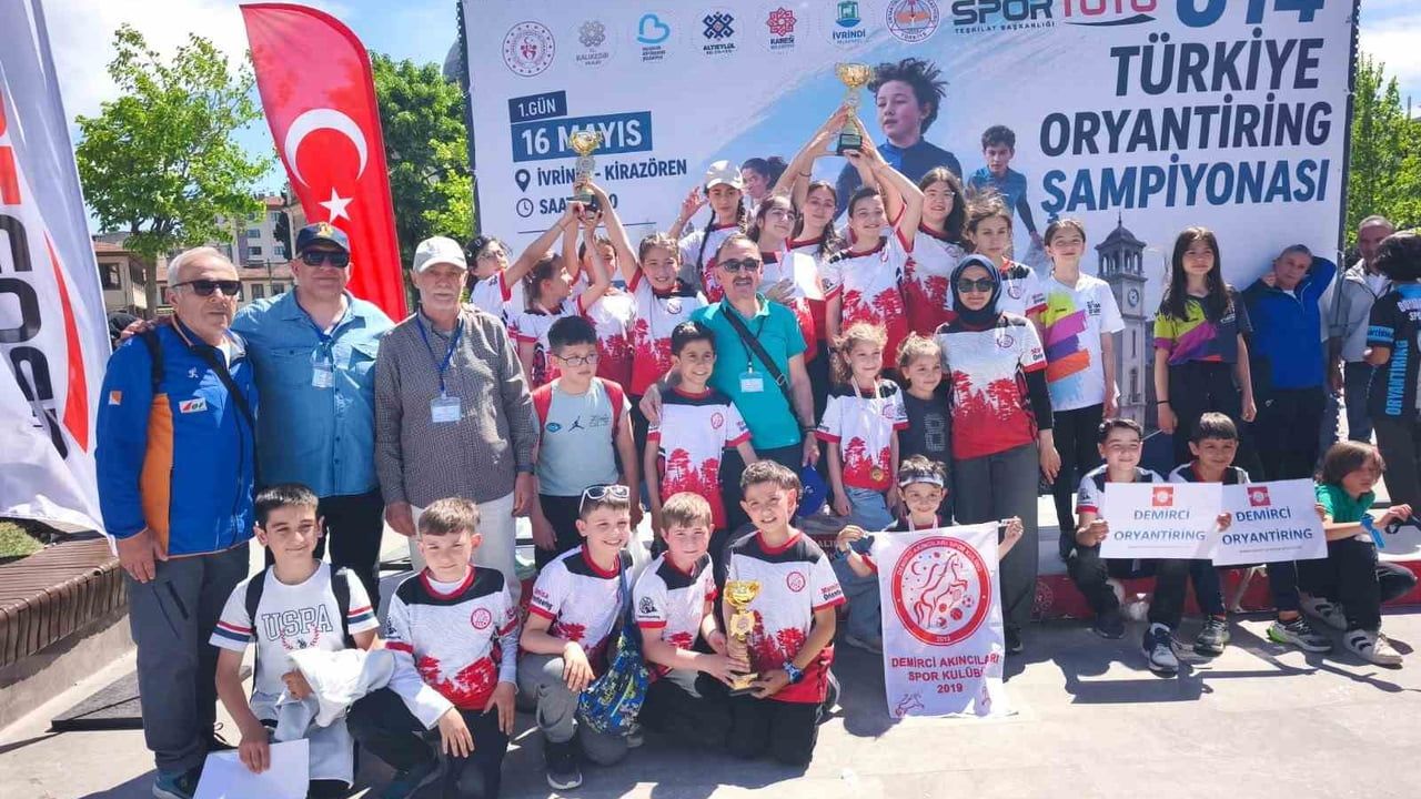 Manisalı oryantiringciler U14 Türkiye Şampiyonası'nda önemli dereceler elde etti