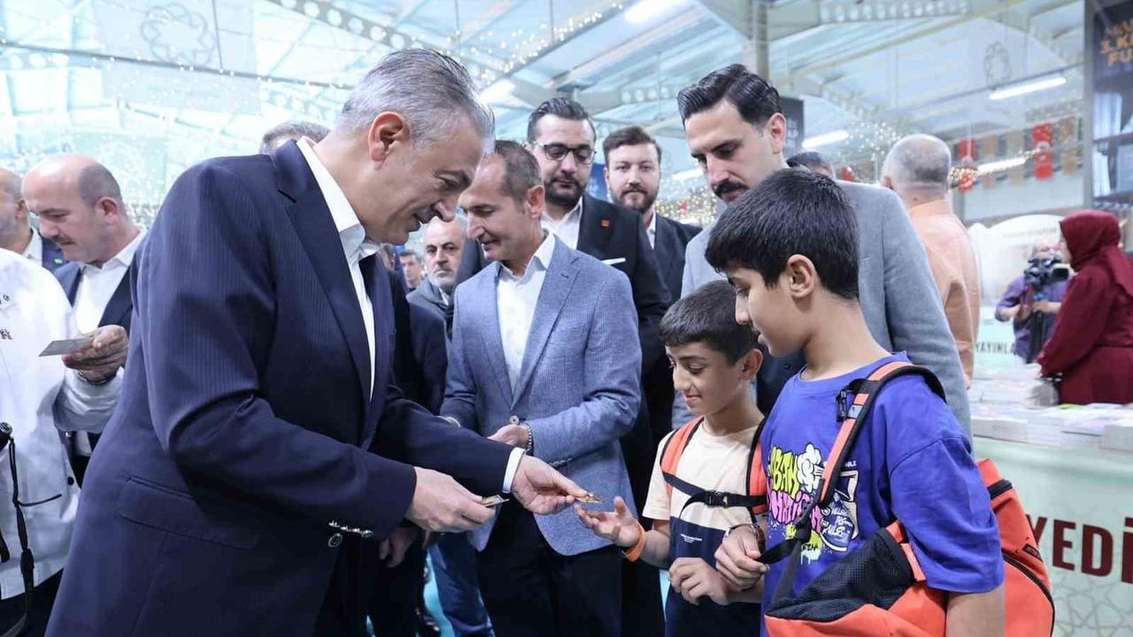 Mardin'de 3. Kitap Fuarı açıldı: 56 yayınevi ve 50 stantla 16-24 Mayıs'ta ziyaret edilebilir