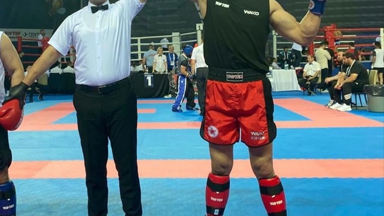 Mardinli Ömer Ekinci, Türkiye Açık WAKO Dünya Kupası’nda Gümüş Madalya Kazandı