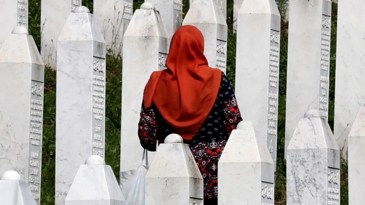 Margetic’in kitabı: Saraybosna kuşatmasında ‘savaş turizmi’ iddiası — zengin yabancıların sivillere ateş ettiği öne sürüldü