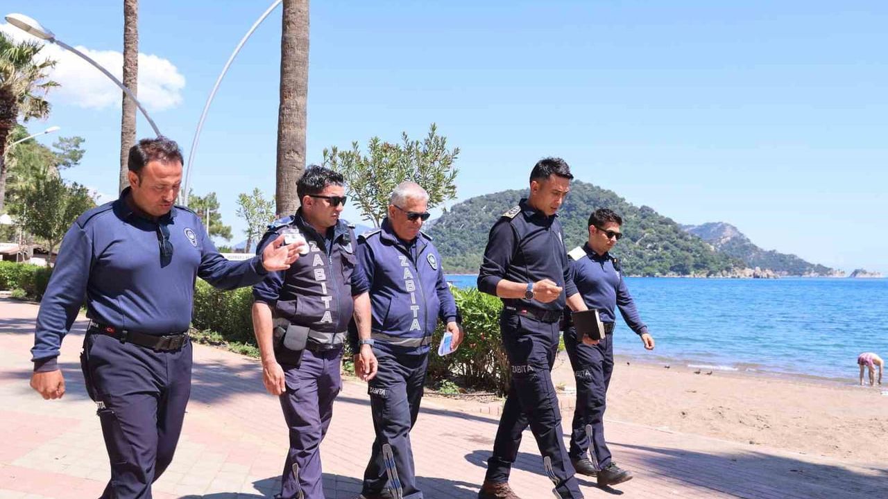 Marmaris Belediyesi bayram boyunca nöbetçi ekiplerle sahada