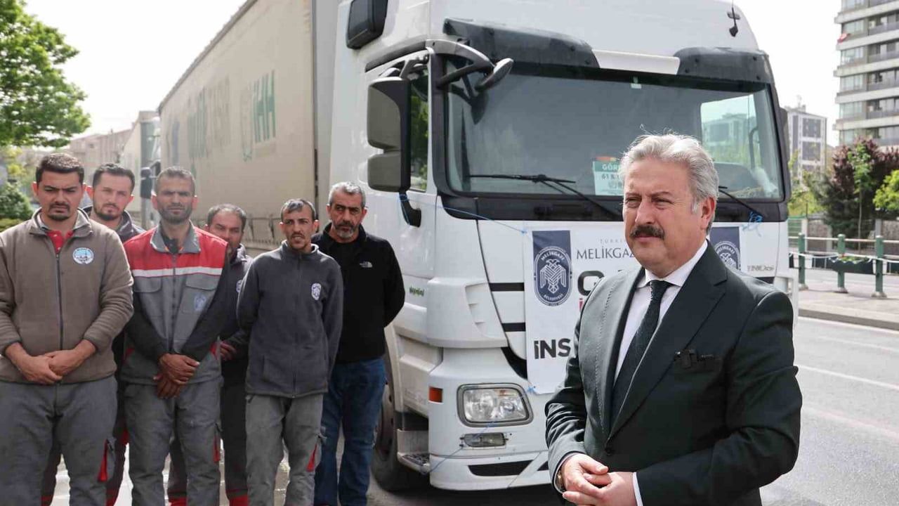 Melikgazi Belediyesi 30 Yardım Tırını Gazze'ye Uğurladı