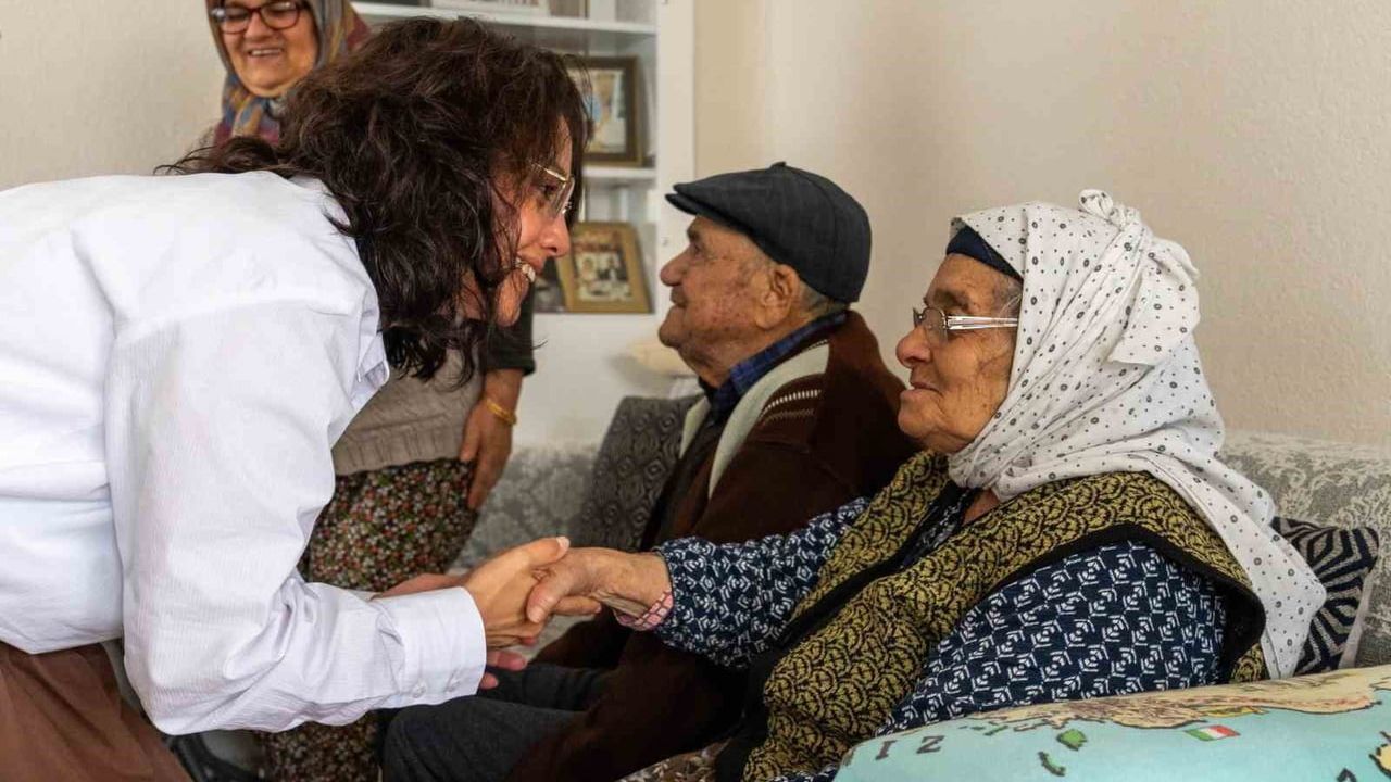 Menteşe Belediyesi, Anneler Günü’nde Şehit Annelerini Ziyaret Etti