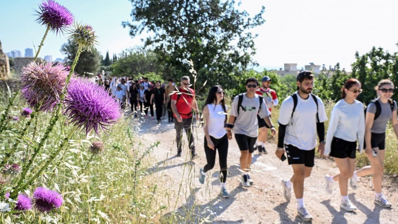 Mersin'de 19 Mayıs: Tarihi Kilikya Yolu'nda 6,6 km'lik anlamlı yürüyüş