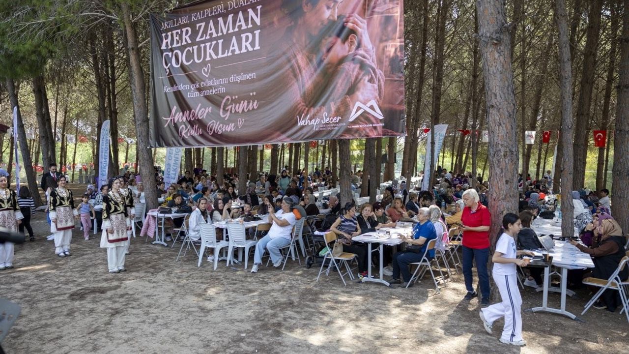 Mersin'de Anneler Günü: Engelsiz Yaşam Parkı ve Tarsus Gençlik Kampı'nda etkinlikler