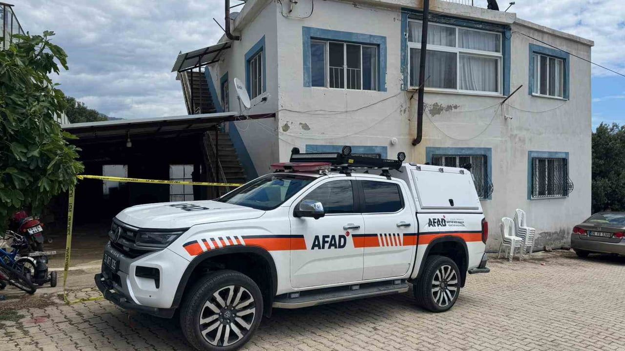 Mersin'de iki kardeşin ölümü: Kaldıkları odada G.V5P fosfor sinir gazı tespit edildi