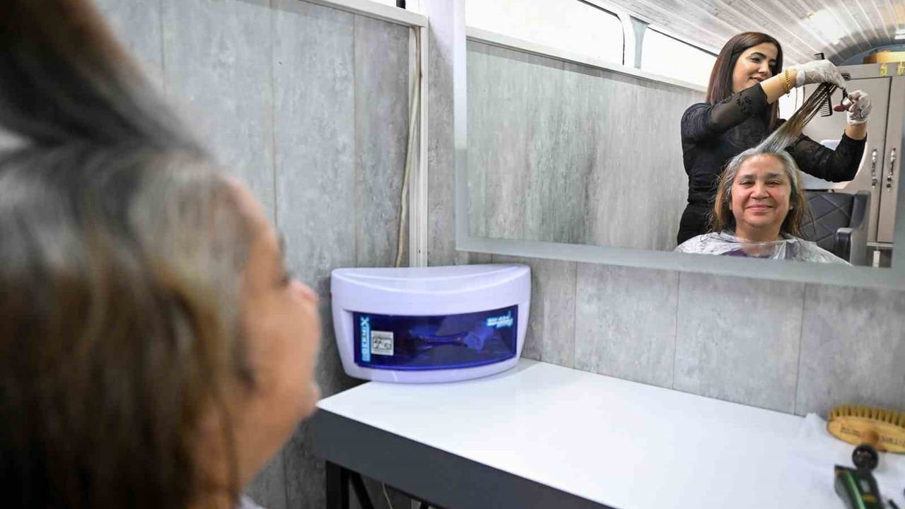 Mersin'de Mobil Kuaför Hizmeti Kurban Bayramı Öncesi Kırsal Bölgelere Ulaşıyor