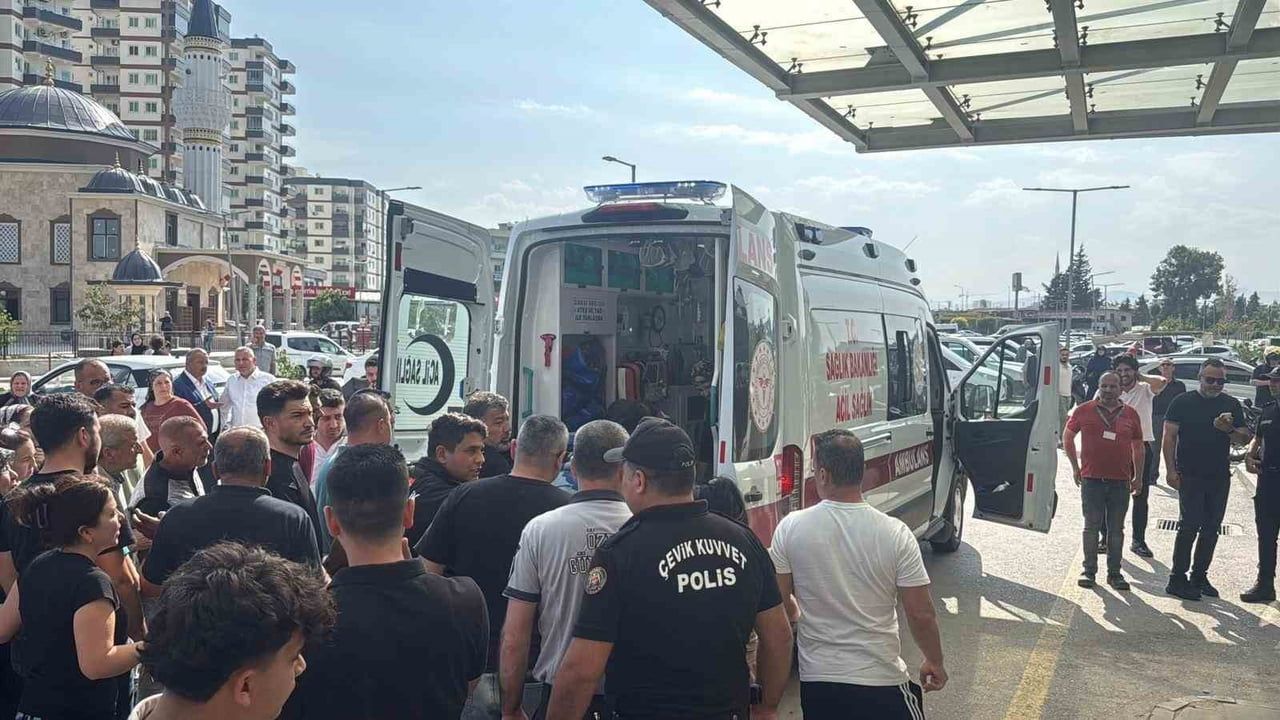 Mersin'in Tarsus ilçesinde silahlı saldırıda 4 ölü, 8 yaralı