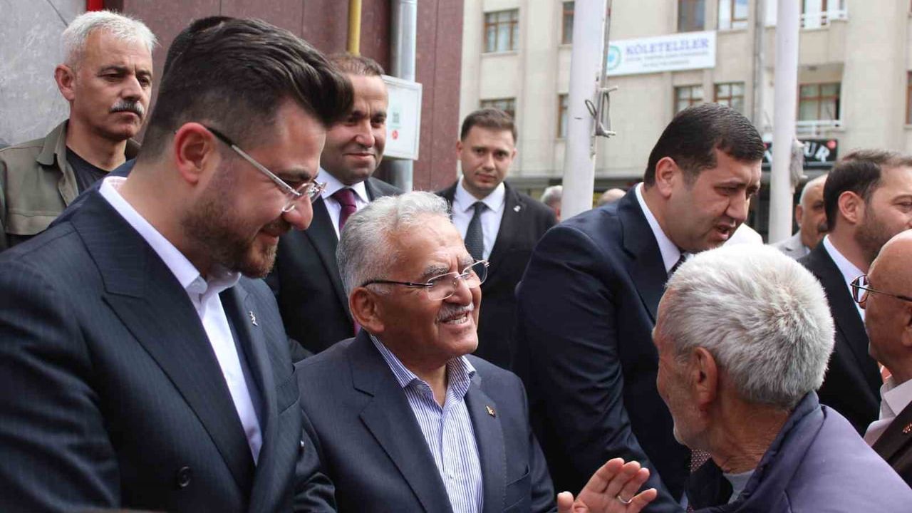 MHP Kayseri İl Başkanlığı'nda bayramlaşma: Kalın'dan kongre ve güçlenme mesajı