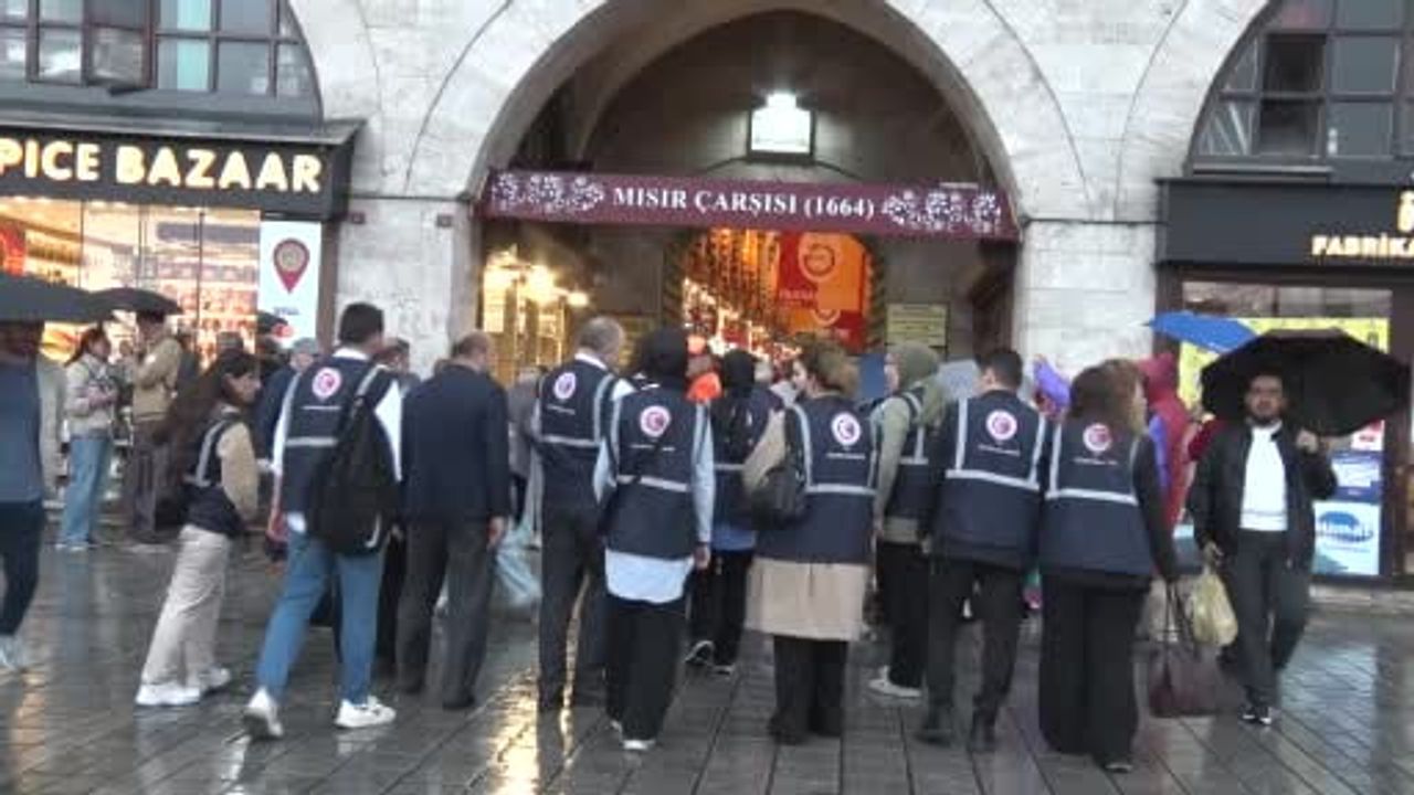 Mısır Çarşısı’nda Kurban Bayramı Öncesi Etiket, Logo ve Fiyat Denetimi