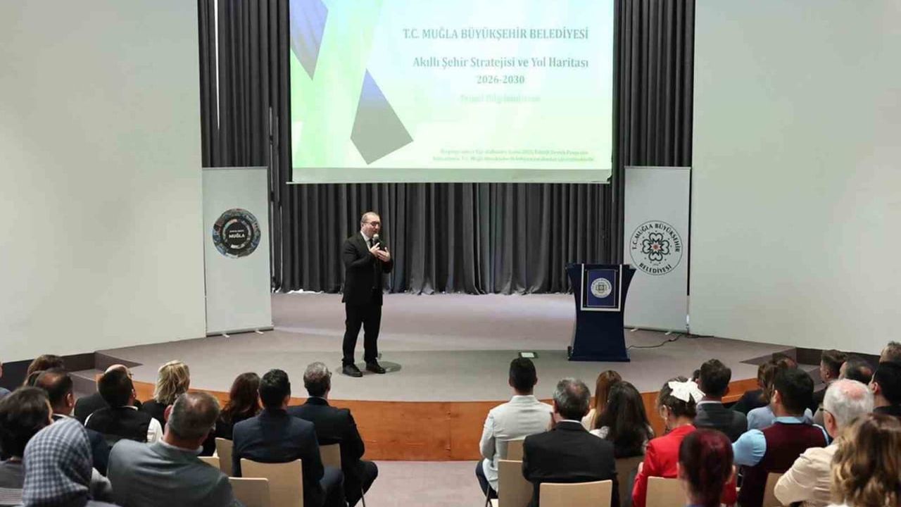Muğla'da 'Akıllı Şehir Stratejisi' paydaş toplantısı: Yeşil ve dijital dönüşüm adımları