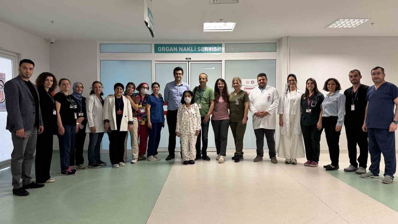Muğla Eğitim ve Araştırma Hastanesi'nde iki başarılı böbrek nakli: Altı yılın ardından taburcu edildiler