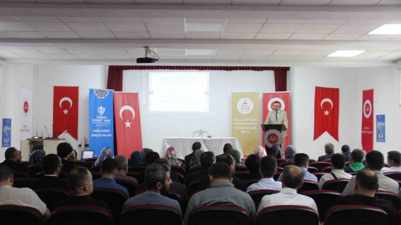 Muğla İl Müftülüğü gençlik çalışmalarının verimliliğini ve dijital iletişimi tartıştı