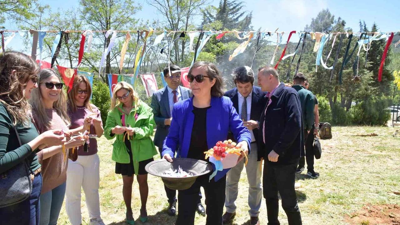 Muğla Sıtkı Koçman Üniversitesi'nde 3. Geleneksel Hıdırellez Şenliği: Bahar ve Kültürel Birliktelik
