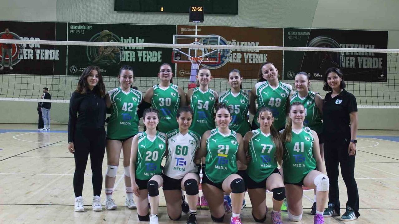 Muğlaspor Küçük Kızlar, Muğla Sportif Akademi'yi 3-1 Yenerek Seriyi Sürdürdü