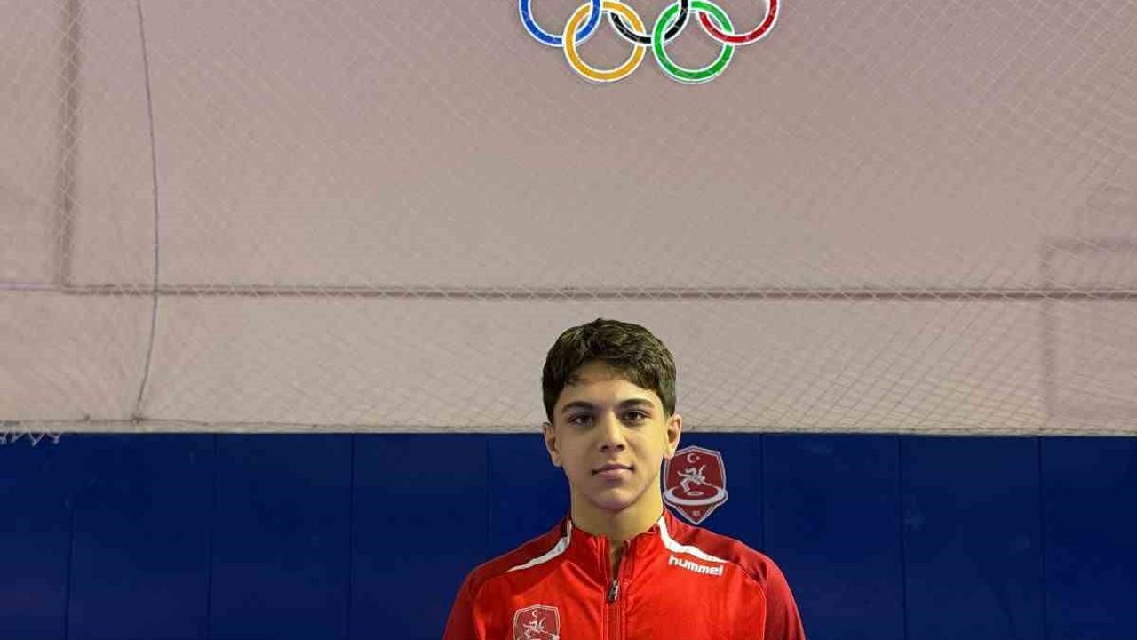 Muhammed Sami Odabaşı, Babasının İzinde: U17 Avrupa Güreş Şampiyonası'nda Türkiye'yi Temsil Edecek