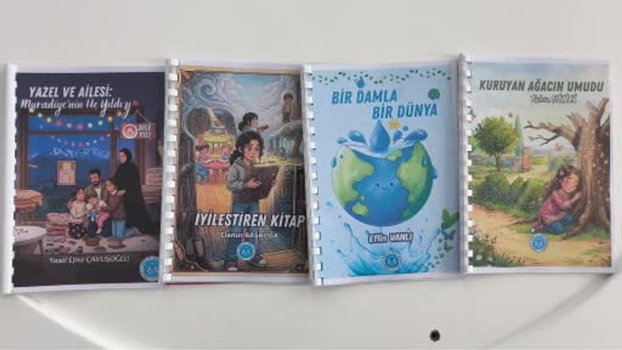 Muradiye'de 'Hayallerimiz Sayfalara Sığdı' ile minik yazarlar ilk imzalarını attı