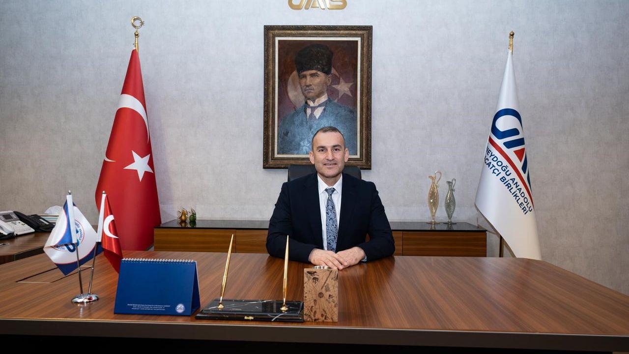 Murat Bakır'tan 19 Mayıs Atatürk'ü Anma, Gençlik ve Spor Bayramı Kutlama Mesajı