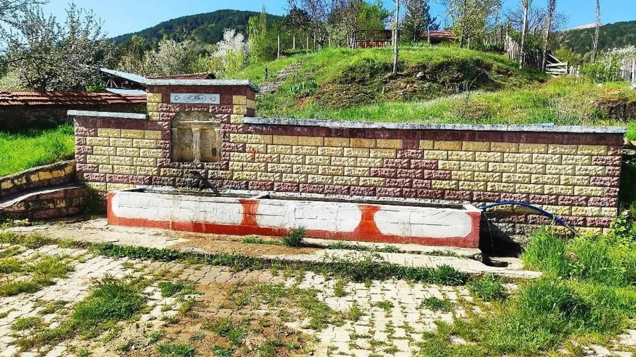 Murat Dağı eteklerinde Cebrail Köyü: Asırlık çeşmeler ve yaşayan su kültürü