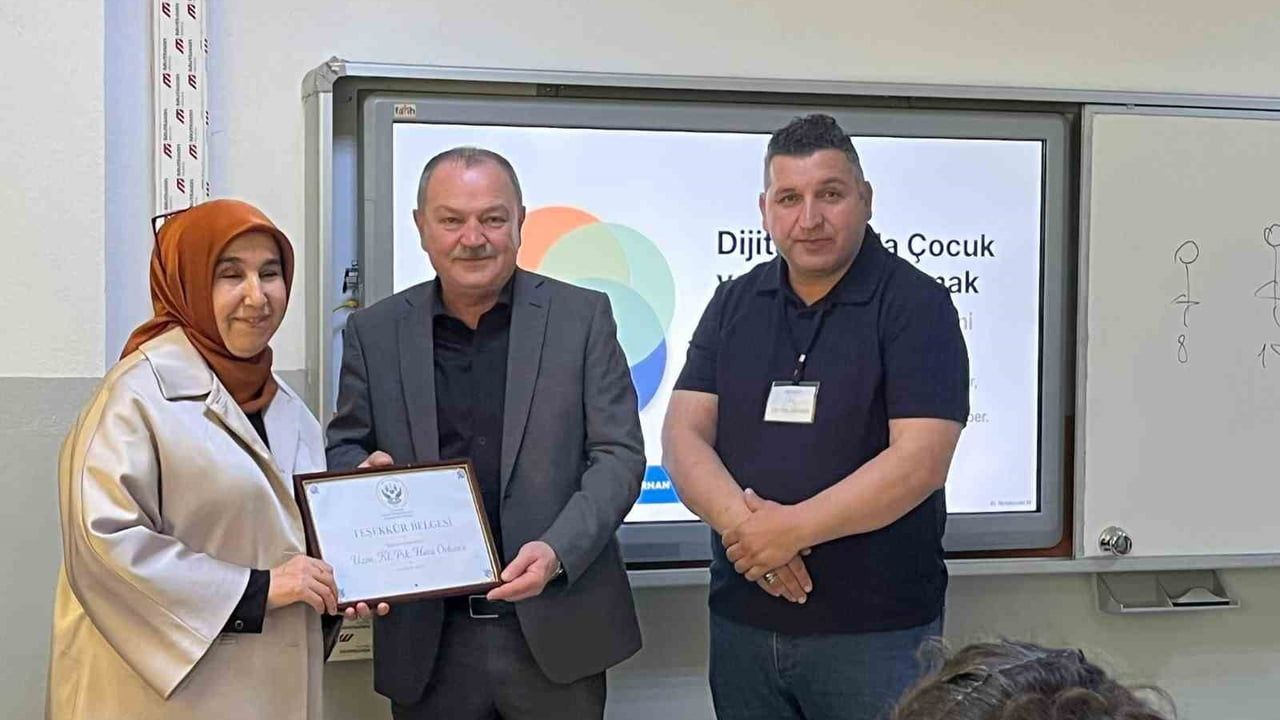 Muslu'da velilere dijital medya, çocuk gelişimi ve ilk yardım semineri