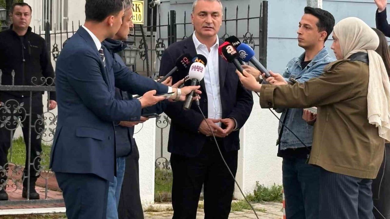 Müslüm Sarı: Partinin içi çok harap, Parti Meclisi bayram sonrası toplanacak