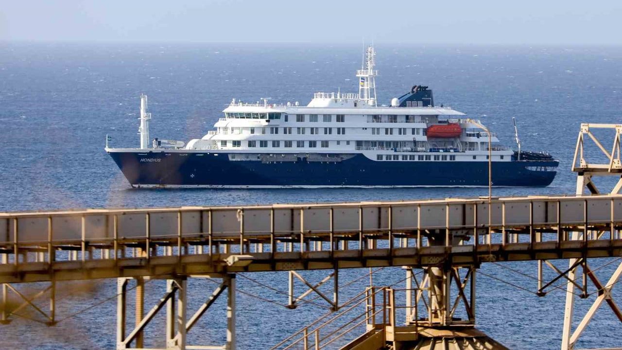MV Hondius kruvaziyerinde hantavirüs vakaları: UKHSA üç Britanyalının enfekte olduğunu doğruladı