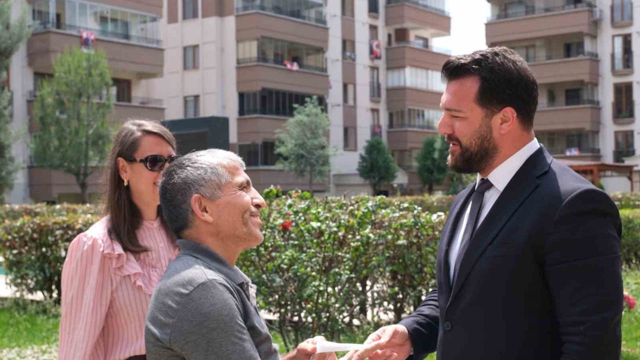 NAYDEM, Ertuğrul Mahallesi’nde apartman ve site görevlileriyle saha buluşmalarına başladı