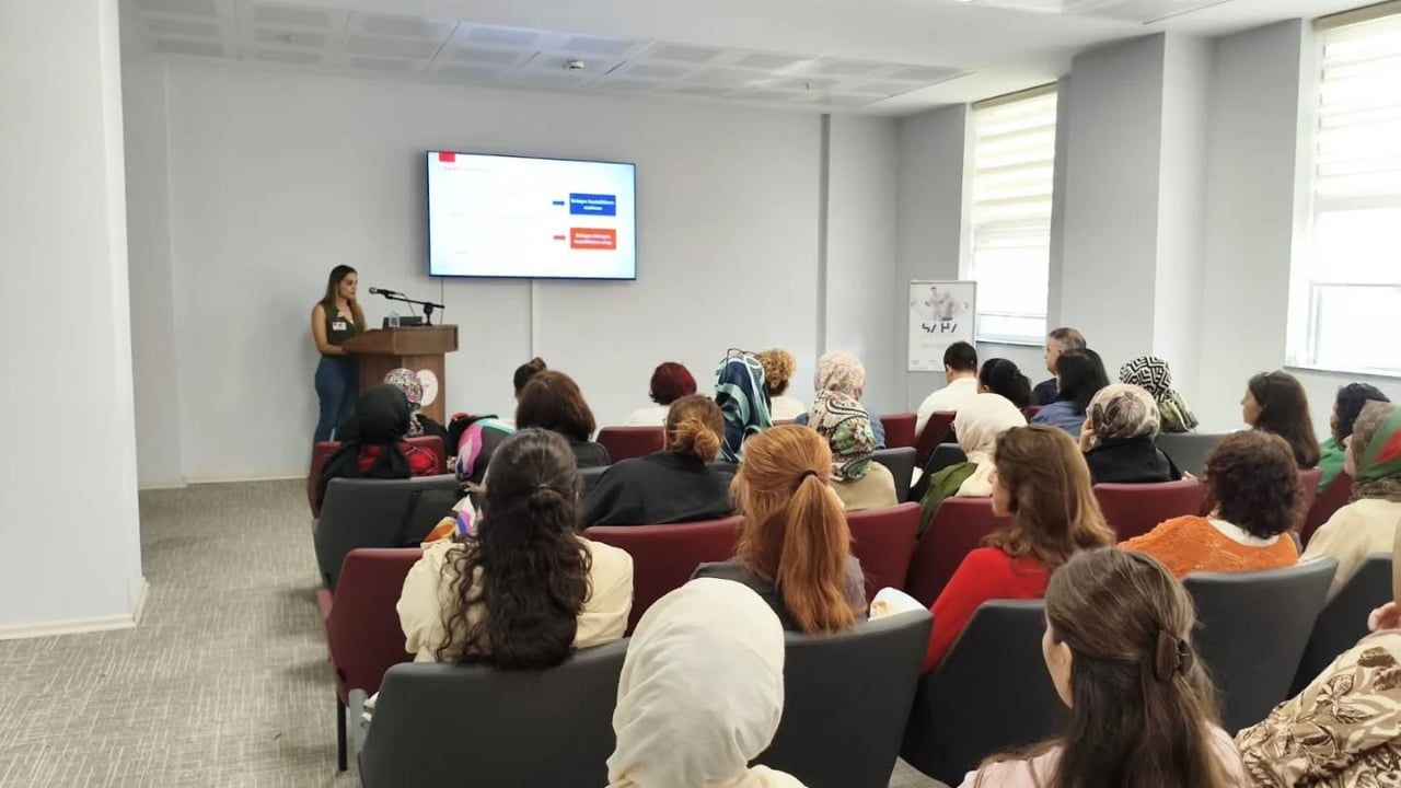 Nazilli'de aile sağlığı çalışanlarına Kronik Hastalıklar Eğitim Programı verildi