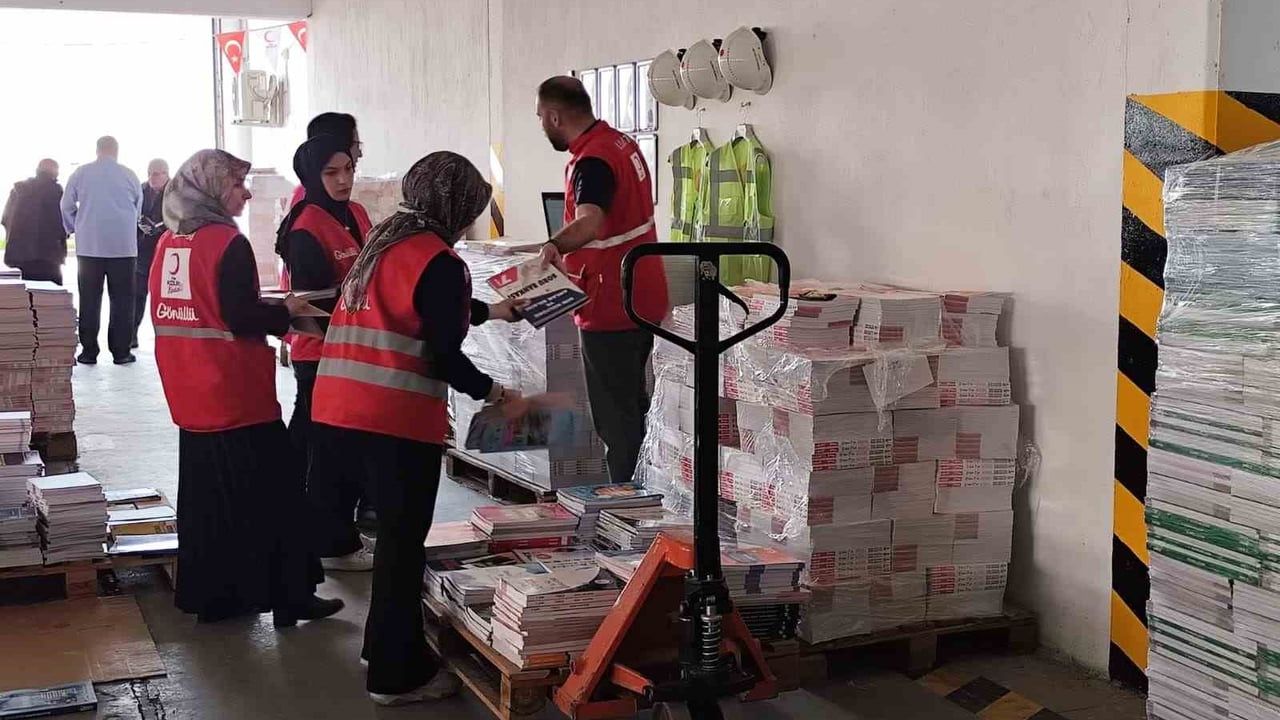NEVADER'den Doğu İllerine Kaynak Kitap Desteği: Muş da Programa Dahil Edildi