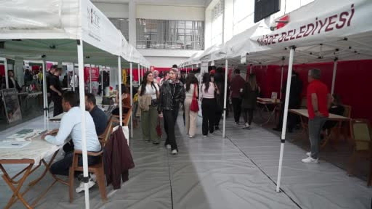 Niğde'de 'Gençliğin Üretim Çağı' Kariyer ve İstihdam Buluşması 44 firmayla düzenlendi
