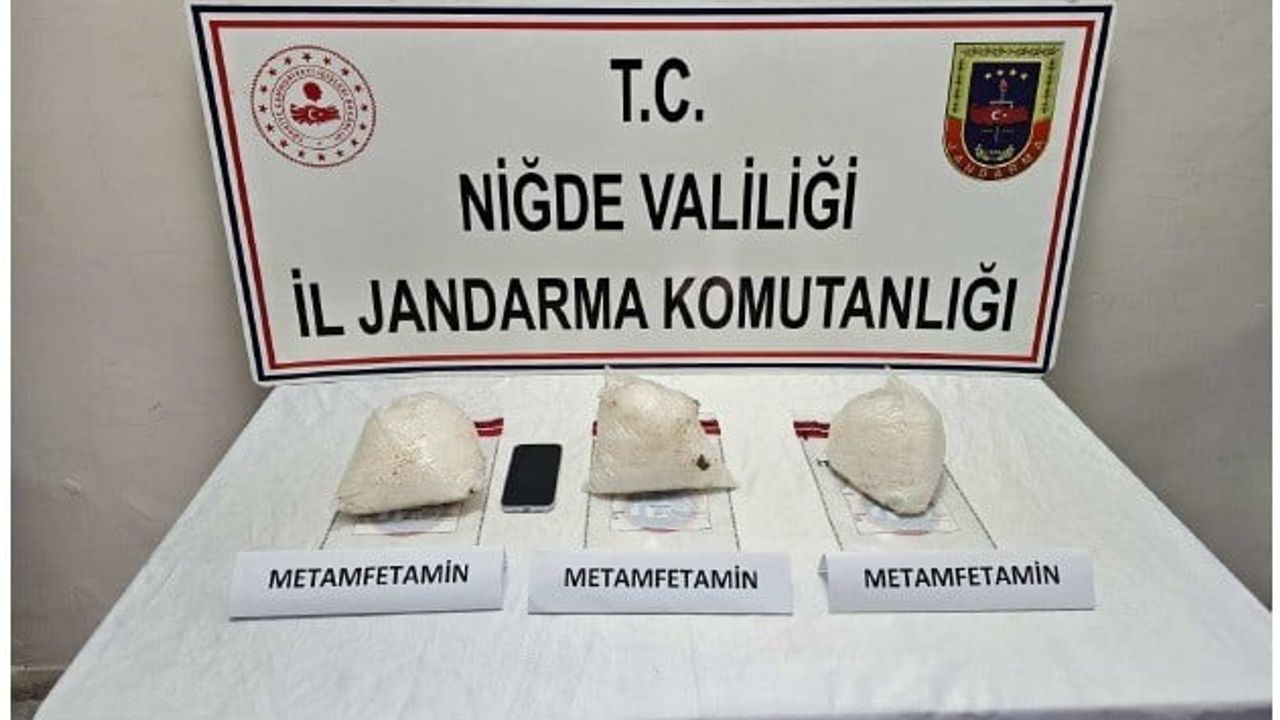 Niğde’de jandarma operasyonu: 3 kilo 150 gram uyuşturucu ele geçirildi