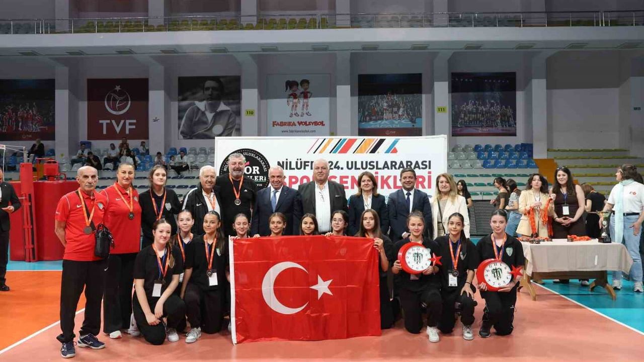 Nilüfer Uluslararası Spor Şenlikleri 'Kardeş Kentler Turnuvası' ile sona erdi