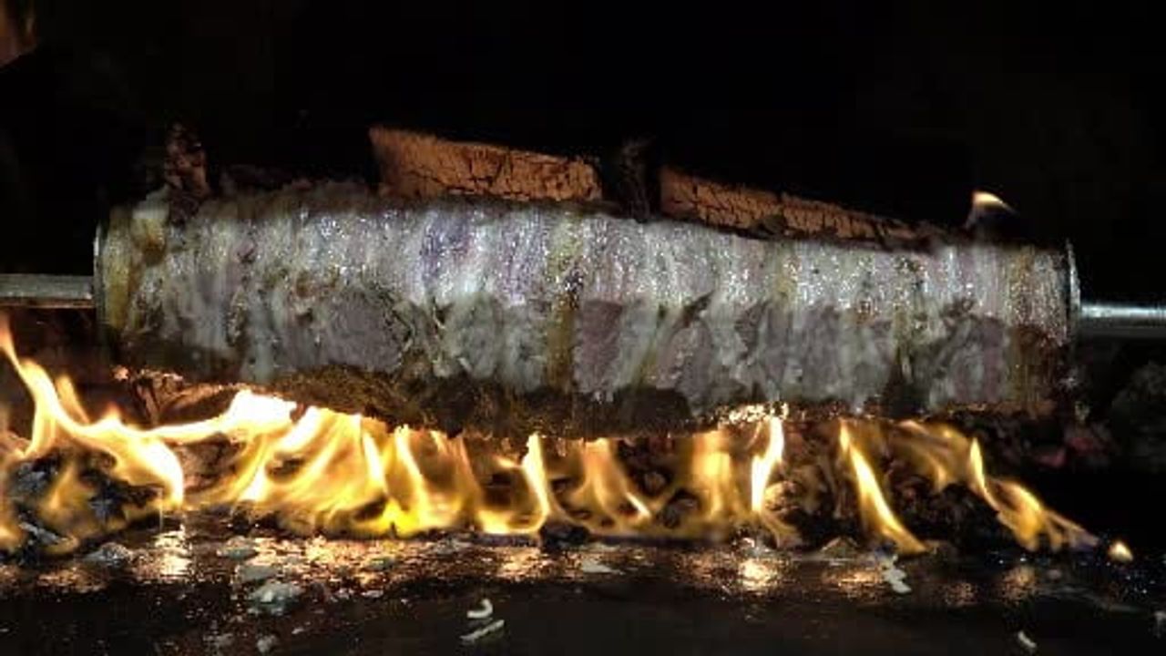 Oltu Cağ Kebabı, TasteAtlas'ın 'En İyi 100 Türk Yemeği' listesinde ikinci sırada
