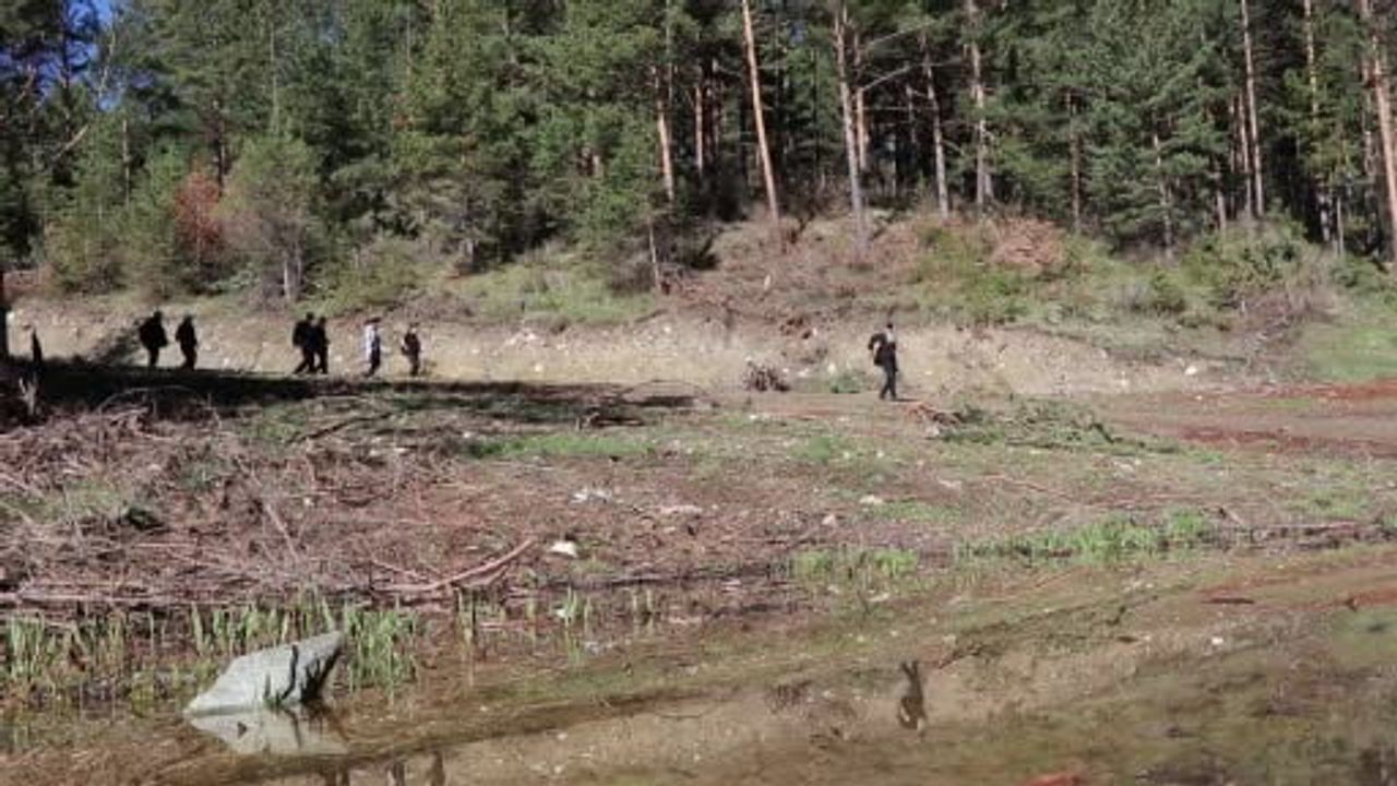 Oltu Yürüyüş Grubu Kırdağ'da 22 kilometrelik bahar yürüyüşünü tamamladı