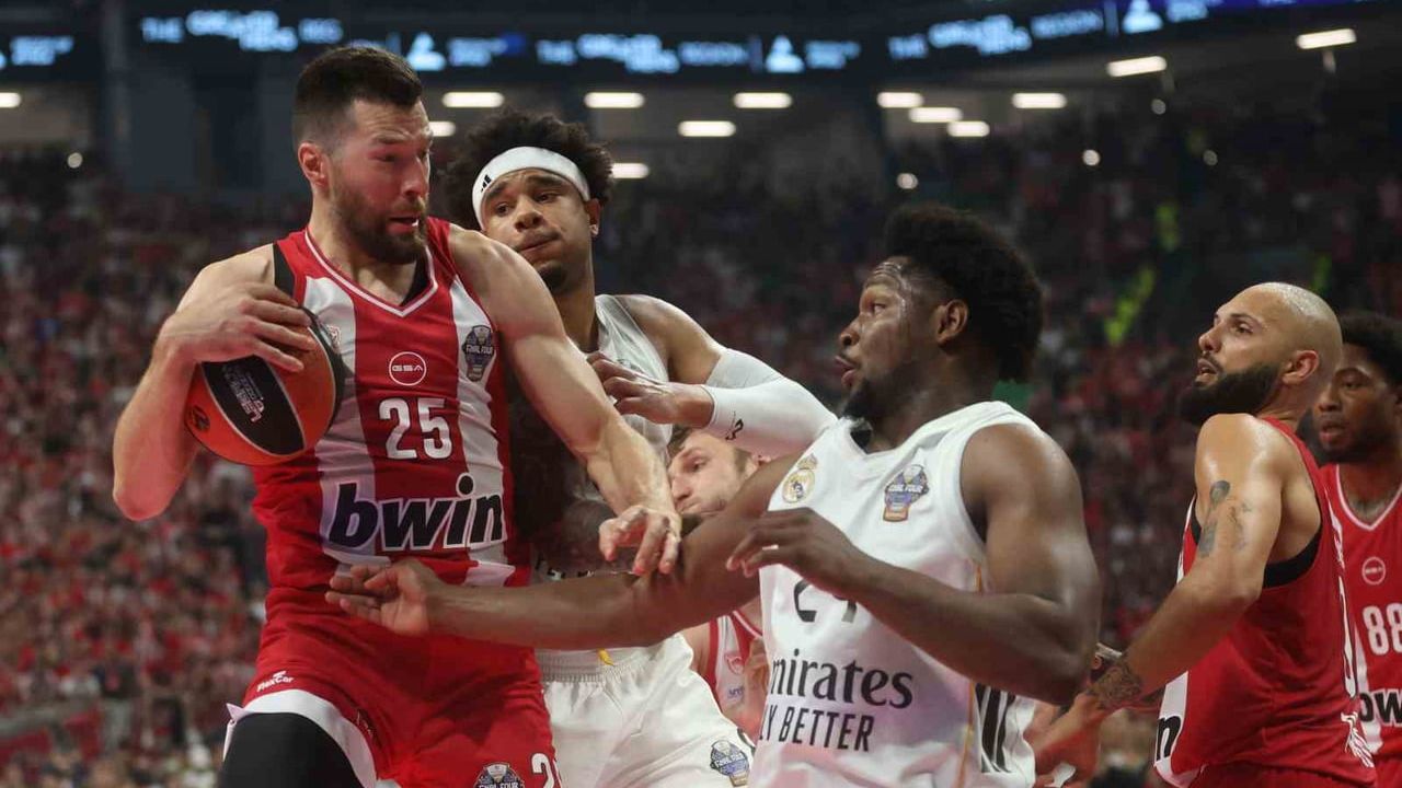 Olympiakos, Euroleague Final Four'da 4. kez şampiyon oldu