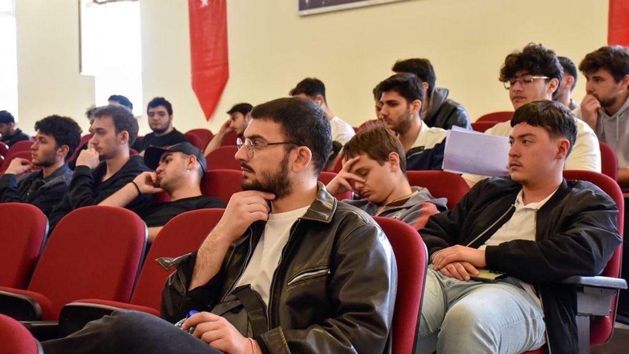 OMÜ Mühendislik Fakültesi'nde üniversite‑sanayi iş birliği ile öğrencilere sektör deneyimi