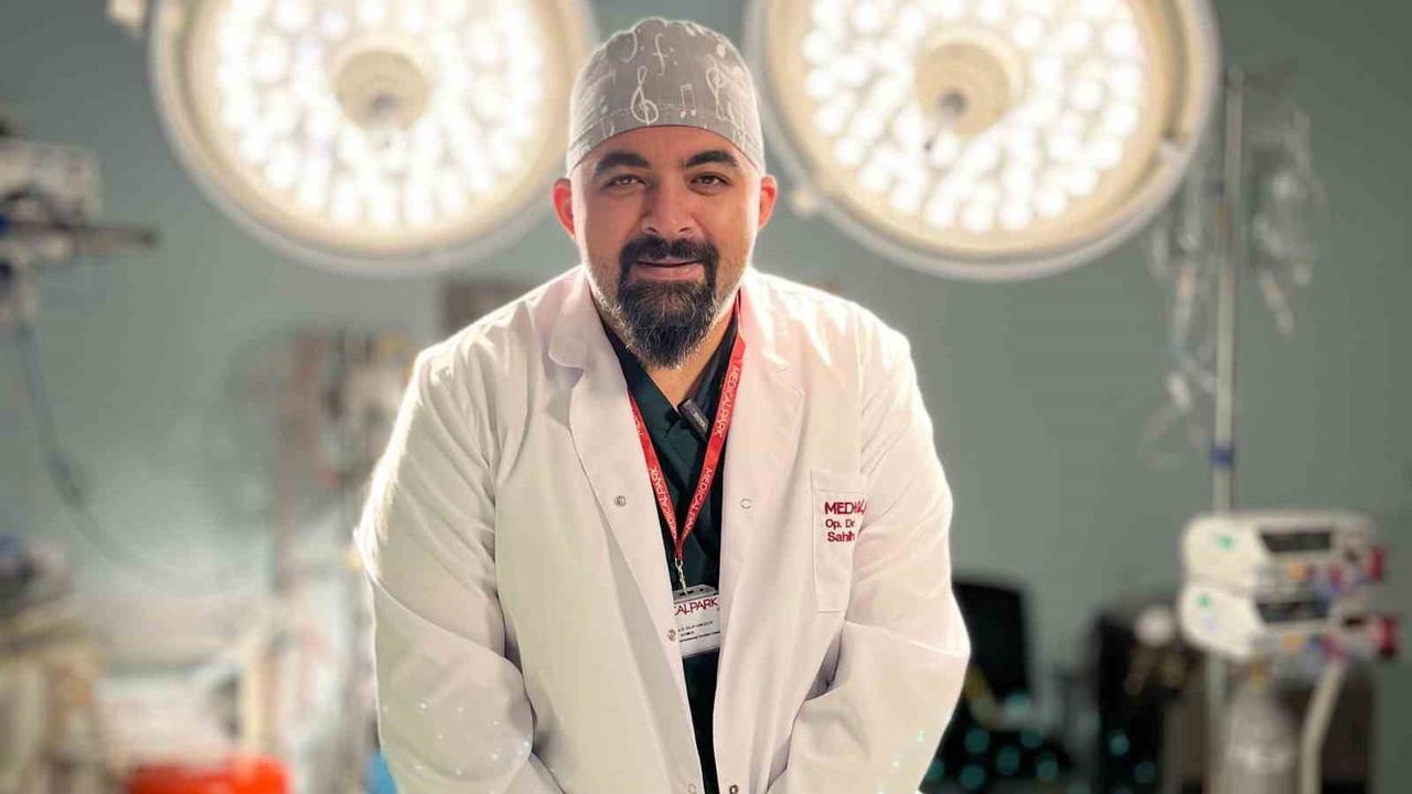 Opr. Dr. Salih Can Çelik: Obezite kanser ve metabolik hastalık riskini artırıyor