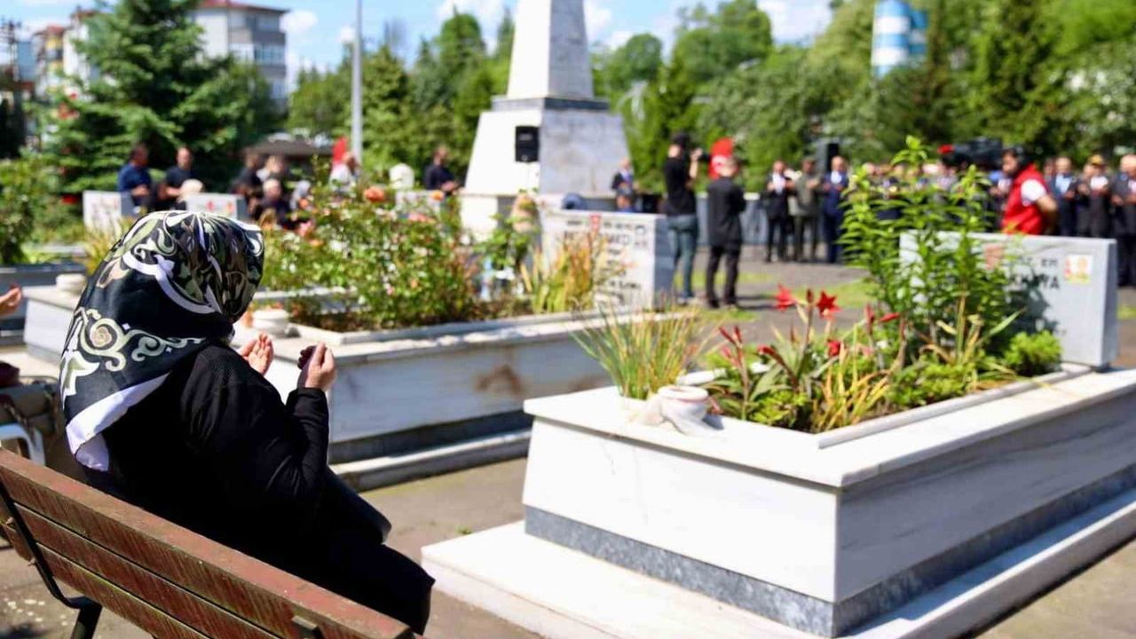Ordu'da Kurban Bayramı Arefesinde Şehitler Dualarla Anıldı