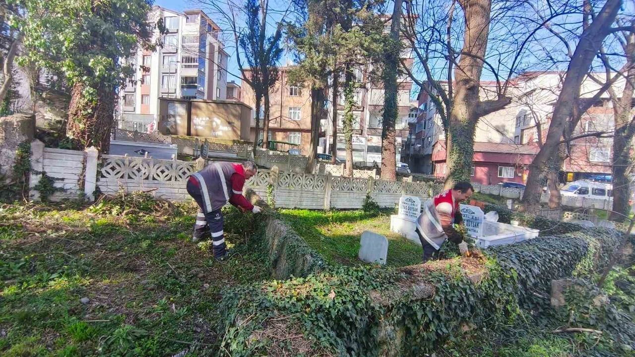 Ordu'da mezarlıklar Kurban Bayramı'na hazırlanıyor: temizlik, bakım ve dua programı