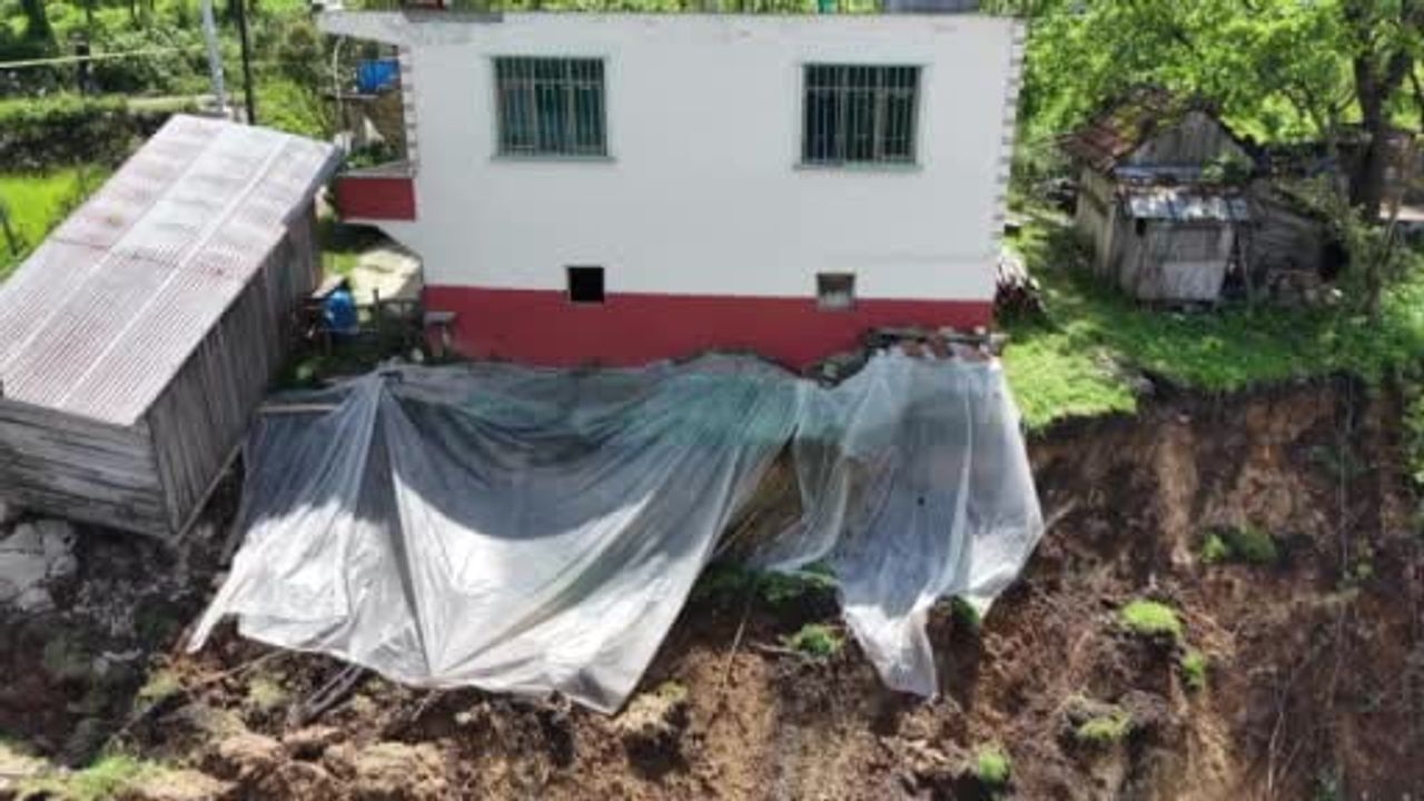 Ordu Fatsa’da Heyelan: Yaklaşık 400 Dönüm Arazide Hasar, Ev ve Mezarlıklar Tehlikede
