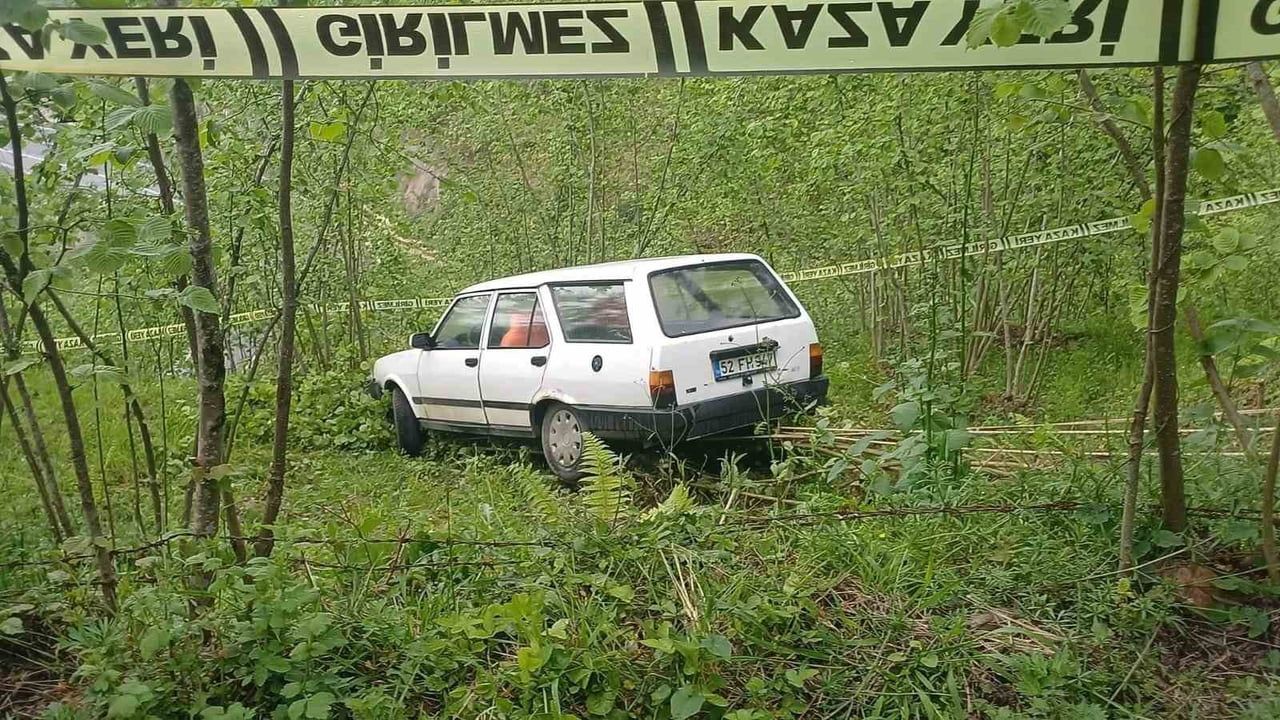 Ordu'nun Kabadüz ilçesinde otomobil fındık bahçesine girdi: 1 ölü